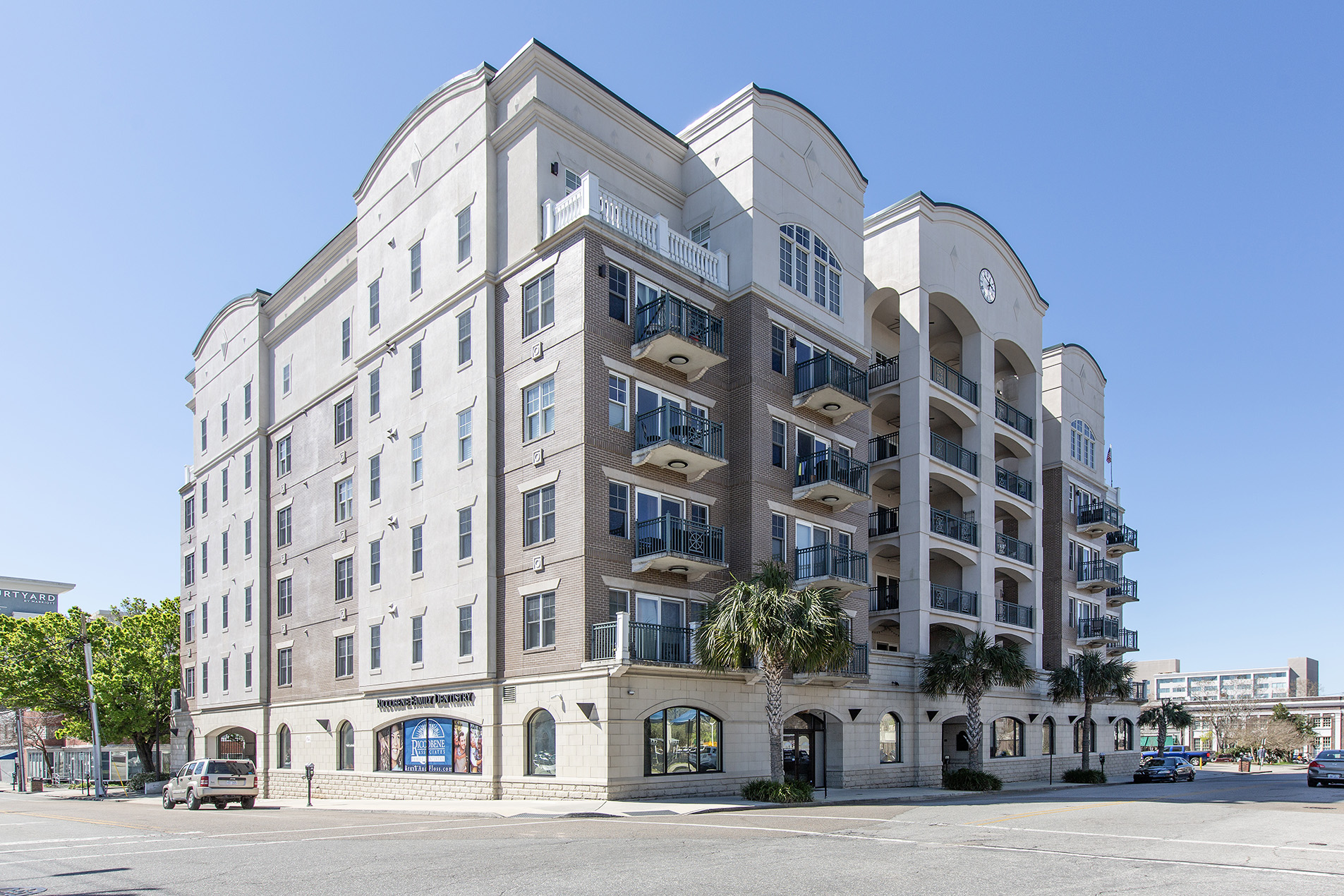 124 Walnut Street, 602