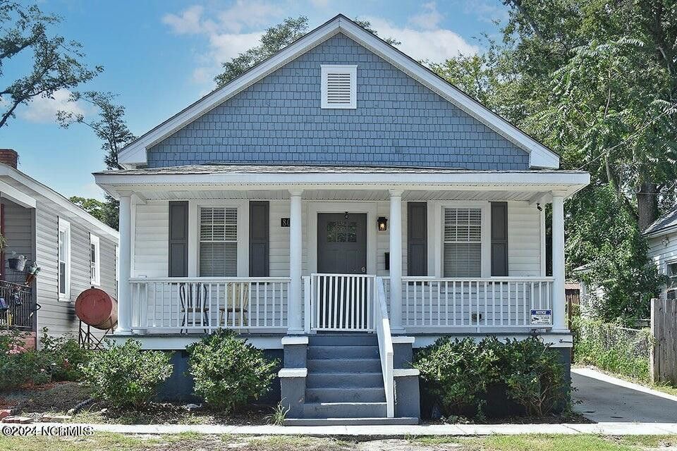 806 South 7th St